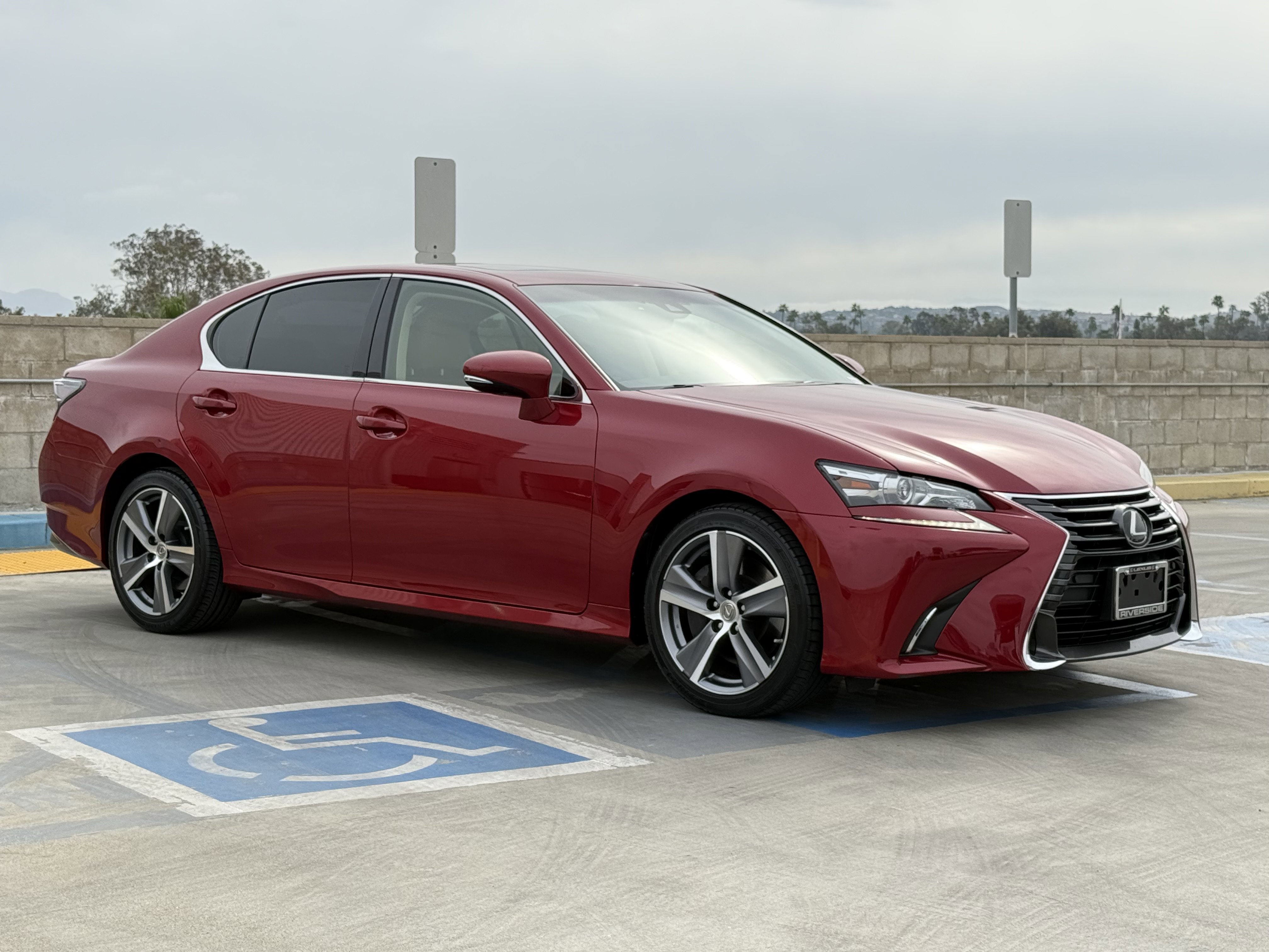 Used 2016 Lexus GS 350 image 2