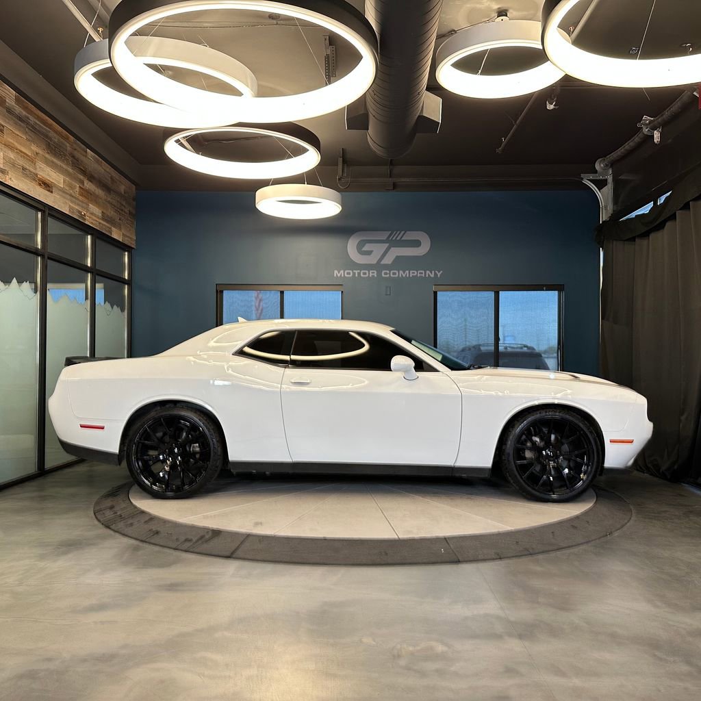 Used 2021 Dodge Challenger SXT w/ Blacktop Package image 2