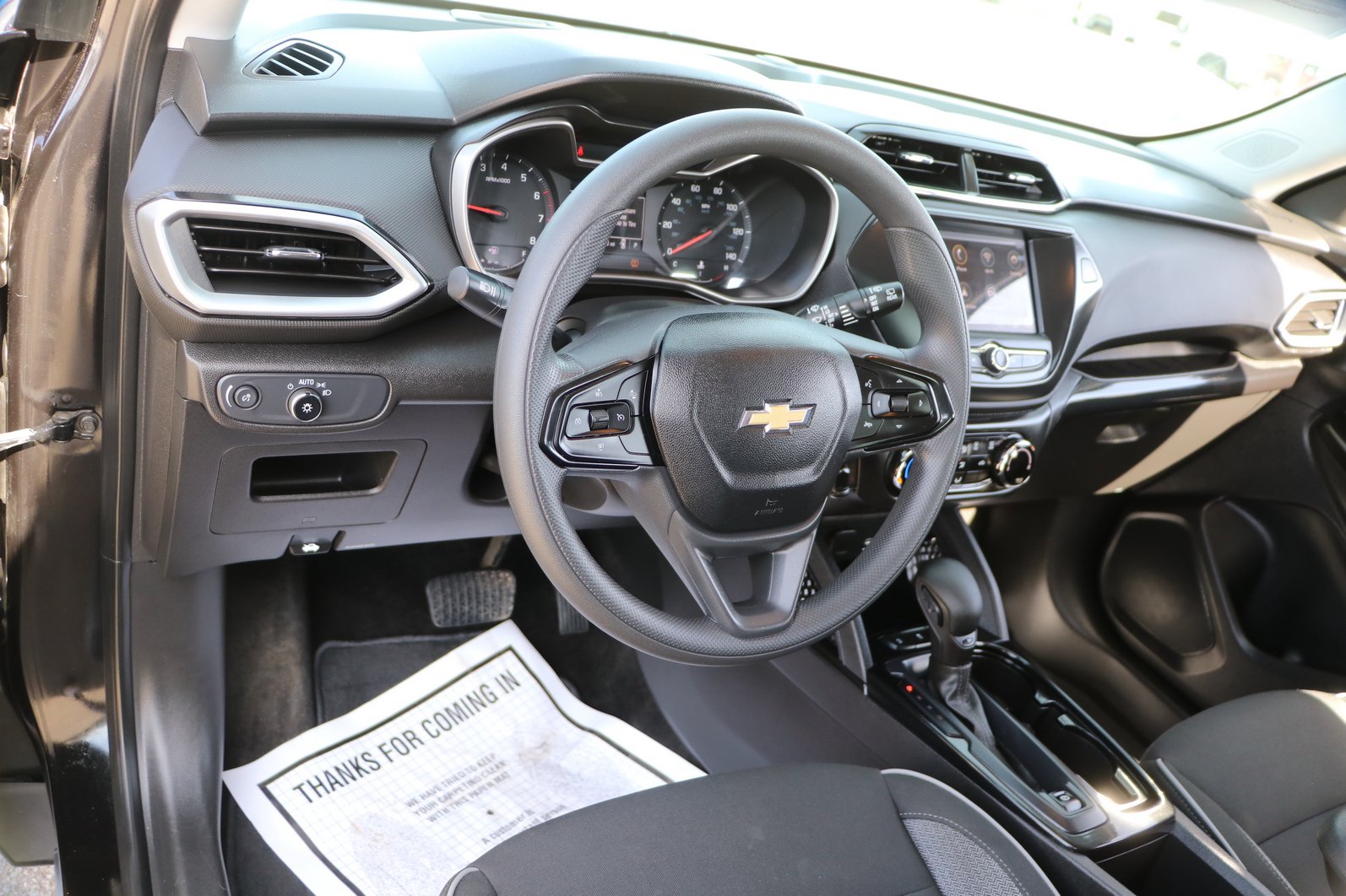Used 2023 Chevrolet TrailBlazer LS FWD image 15
