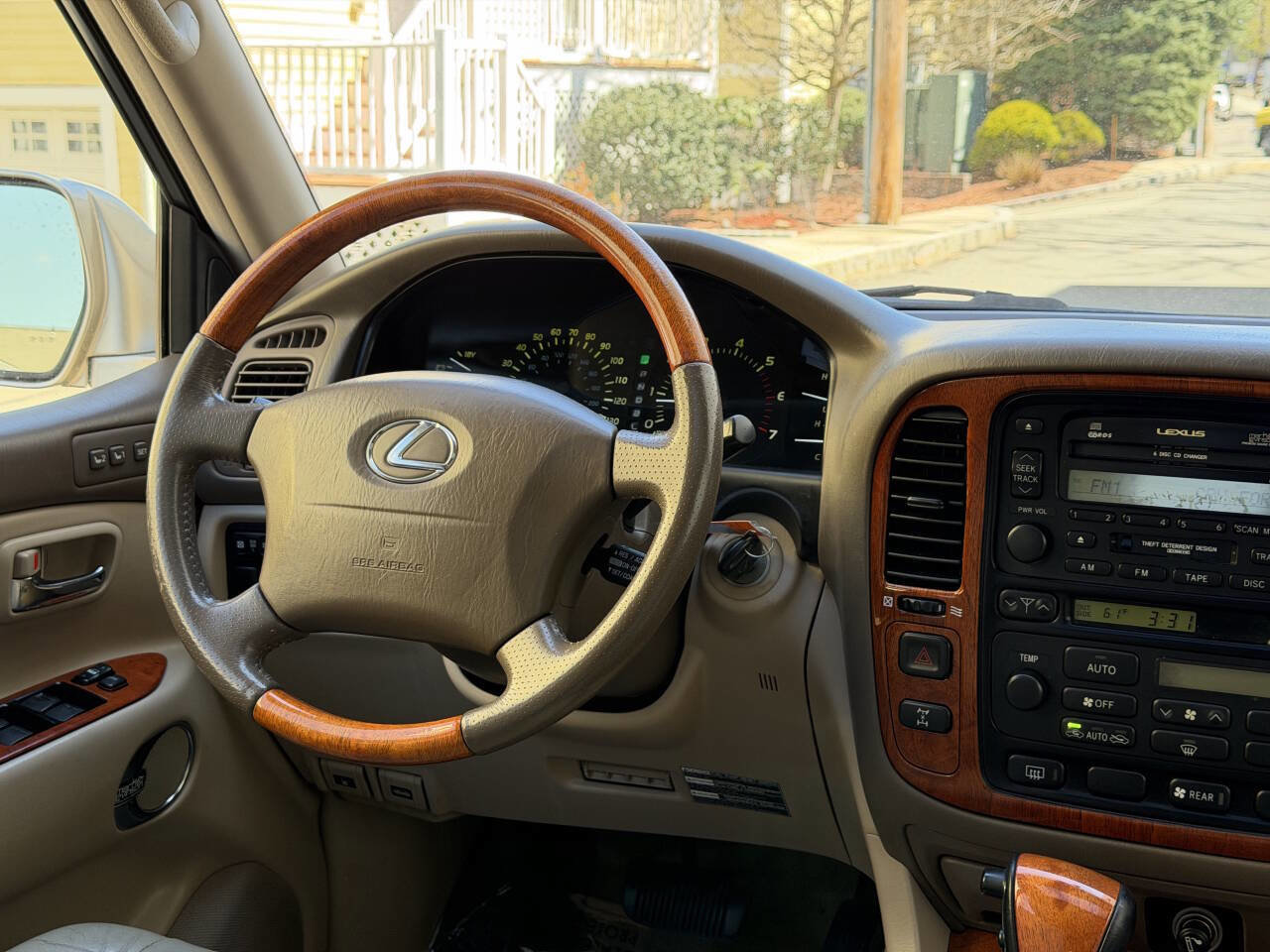 Used 2001 Lexus LX 470 4WD image 36