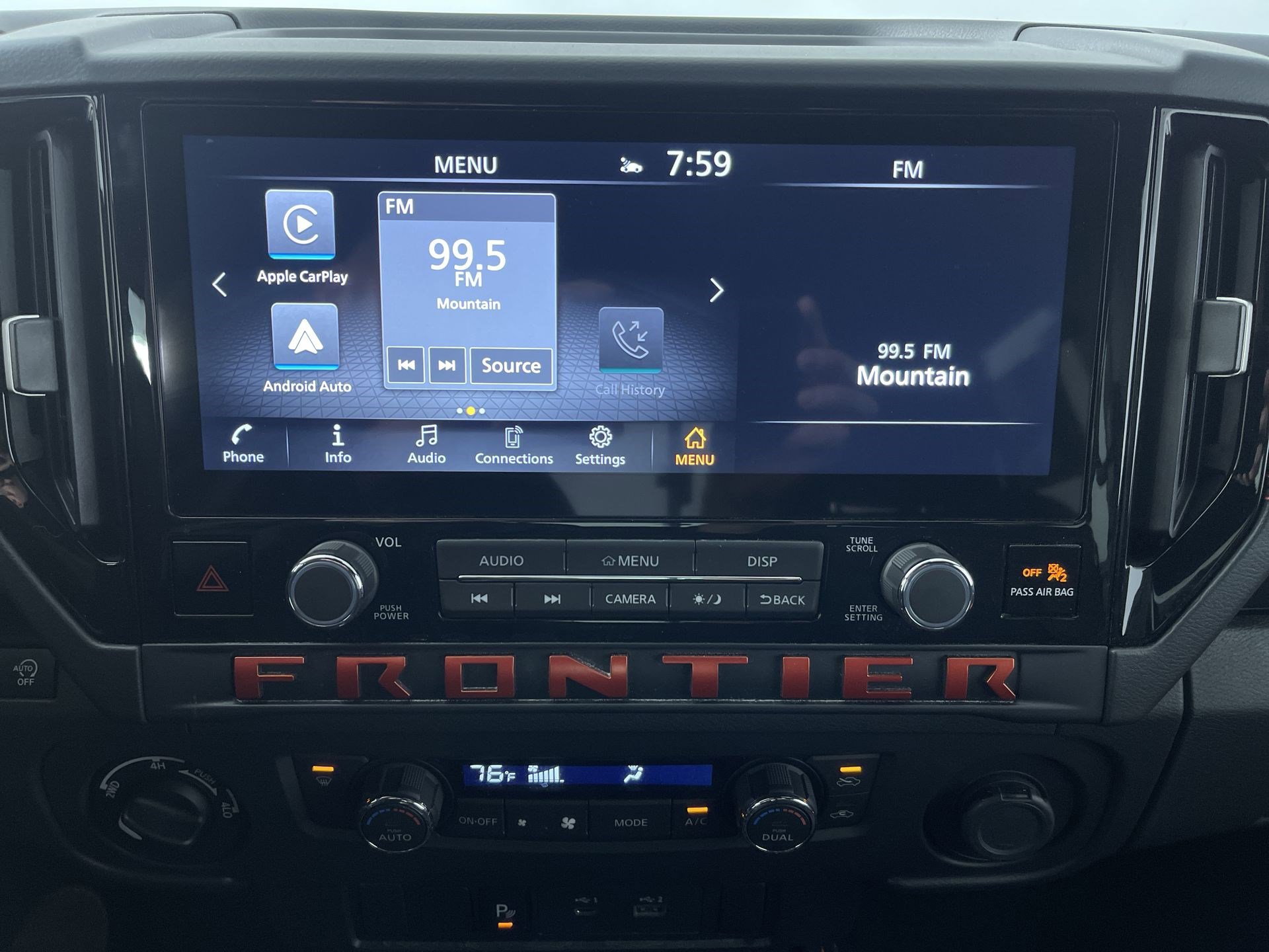 Certified 2025 Nissan Frontier PRO-4X image 18