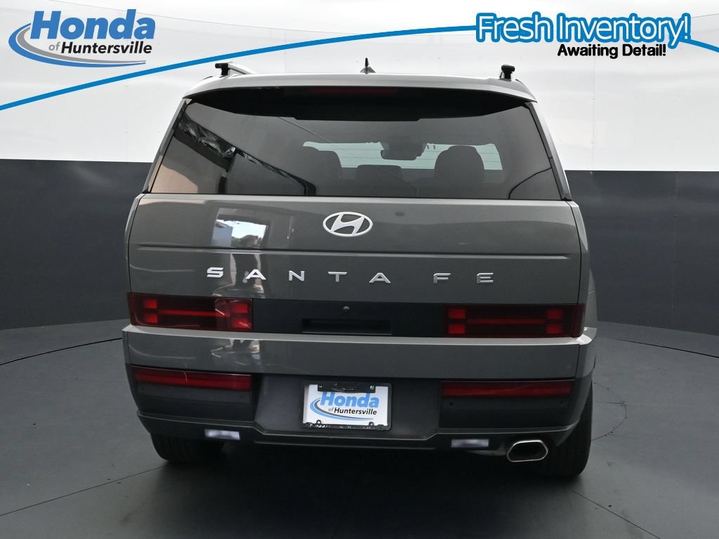 Used 2025 Hyundai Santa Fe SEL FWD image 8