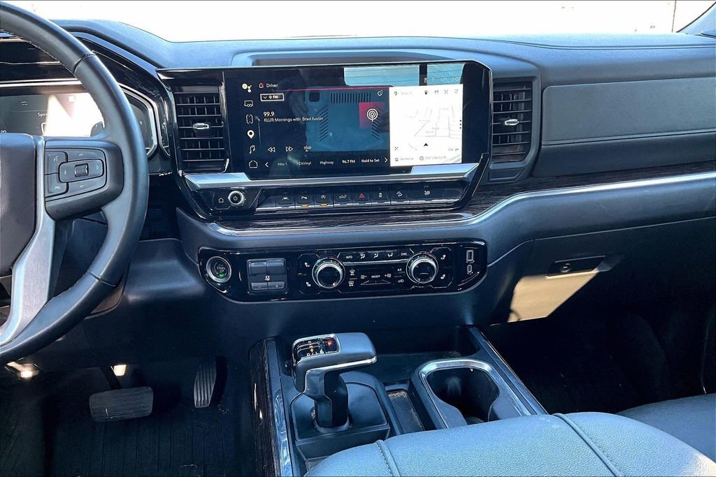 Used 2023 GMC Sierra 1500 Elevation w/ Elevation Premium Package image 8