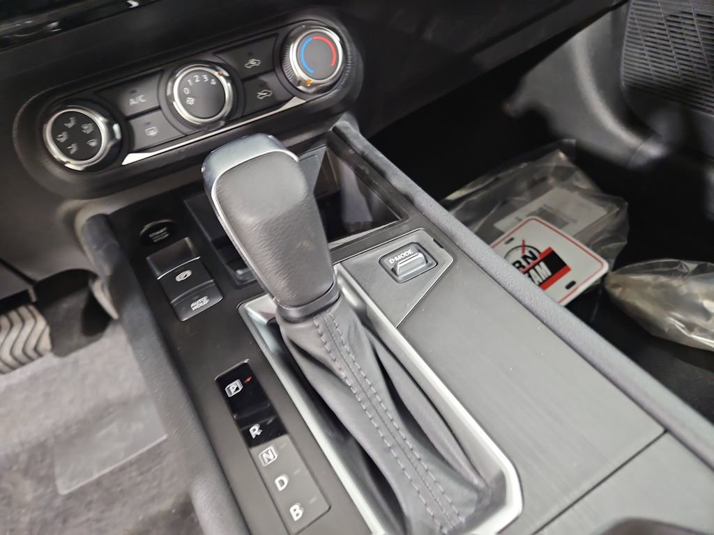 New 2026 Nissan Kicks S image 19