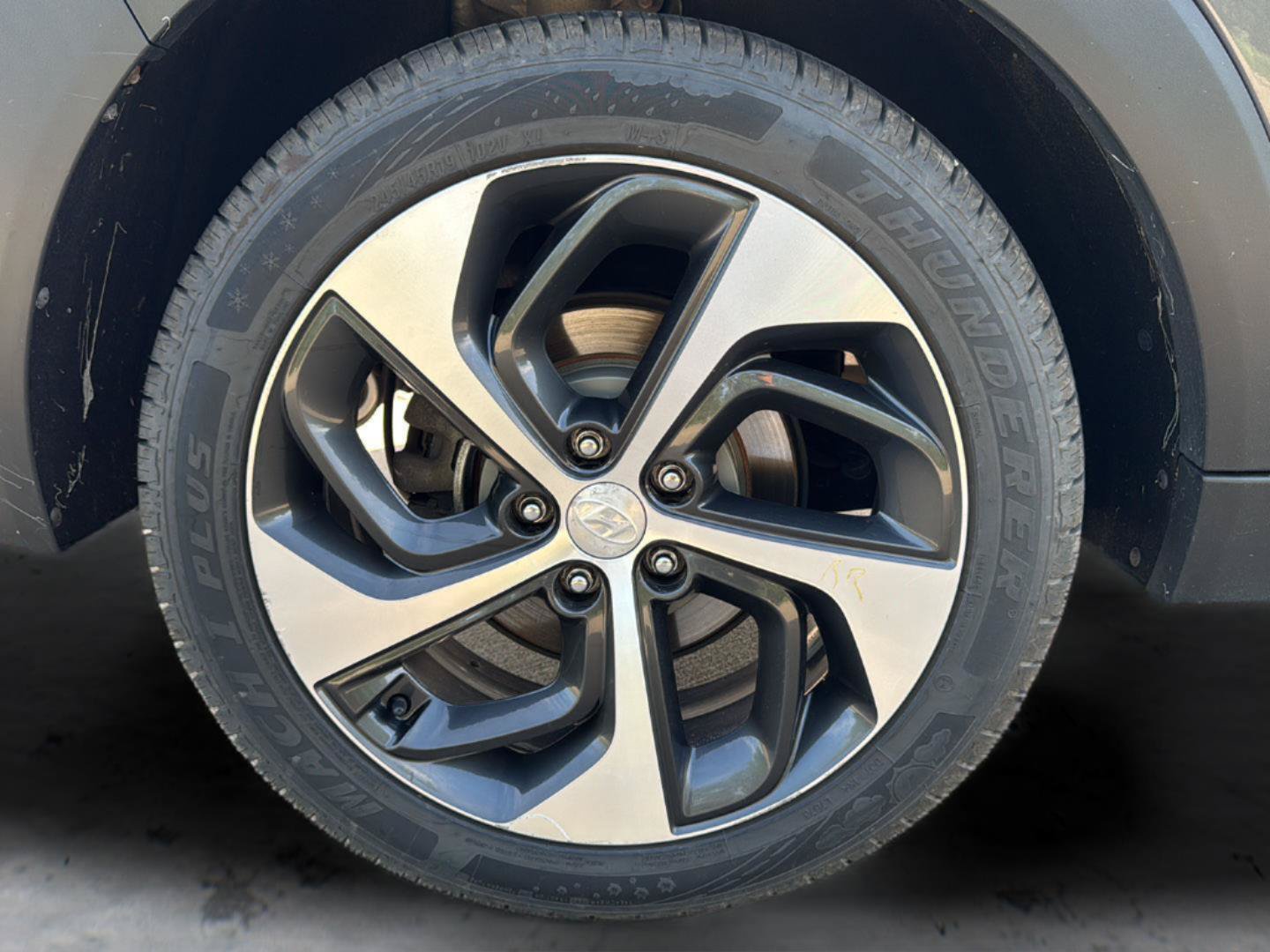 Used 2017 Hyundai Tucson Limited w/ Limited Ultimate Package 03 FWD image 26