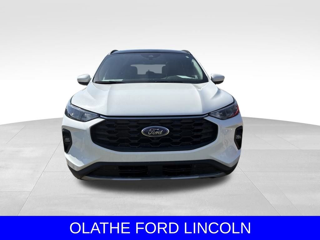New 2025 Ford Escape ST-Line Select w/ Tech Pack #2 AWD/4WD image 8