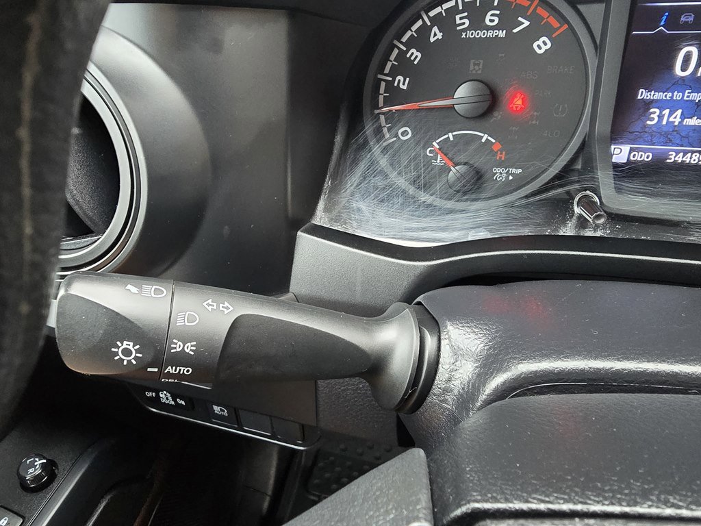 Used 2022 Toyota Tacoma SR w/ SX Package AWD/4WD image 19