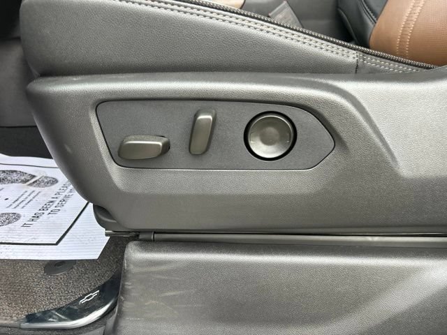 New 2026 Chevrolet Silverado 3500 High Country w/ Technology Package AWD/4WD image 17
