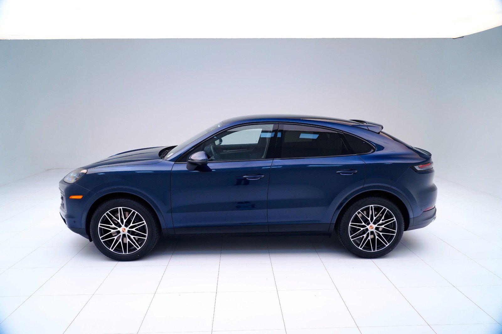 New 2026 Porsche Cayenne Coupe image 2