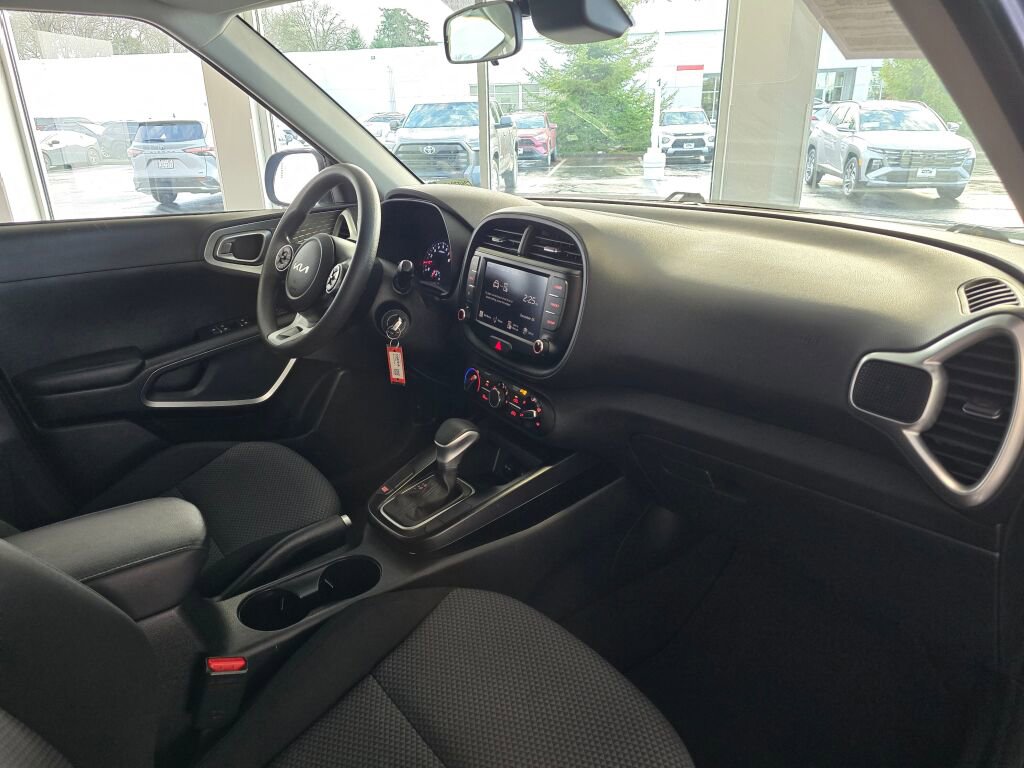Used 2022 Kia Soul LX w/ Technology Package image 42