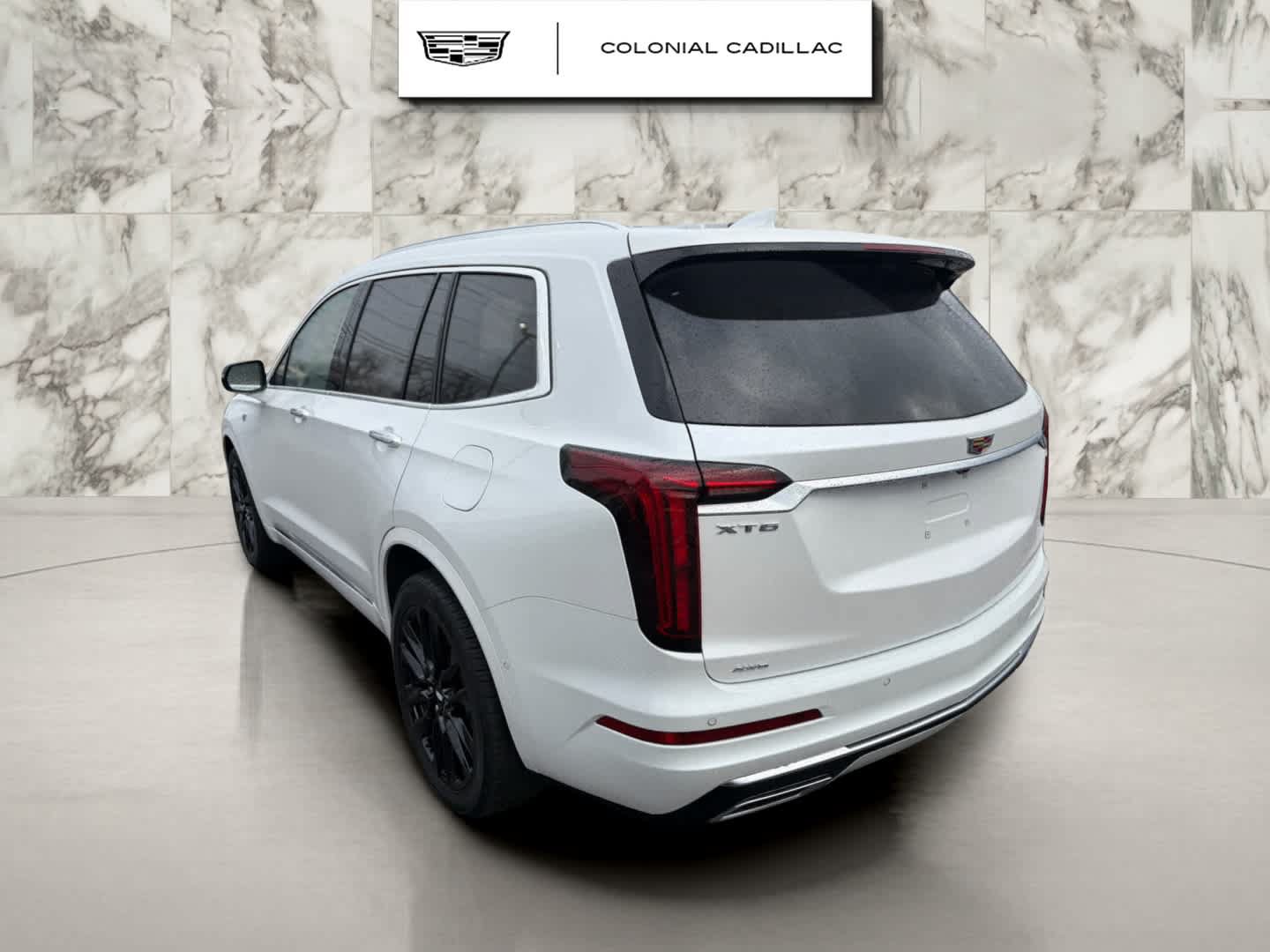 Used 2025 Cadillac XT6 Premium Luxury w/ Platinum Package AWD/4WD image 3
