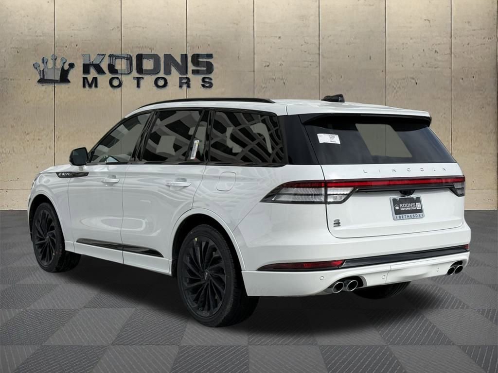 New 2026 Lincoln Aviator Reserve image 3