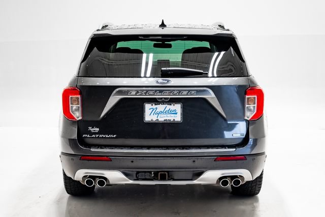 Used 2020 Ford Explorer Platinum w/ Premium Technology Package AWD/4WD image 36