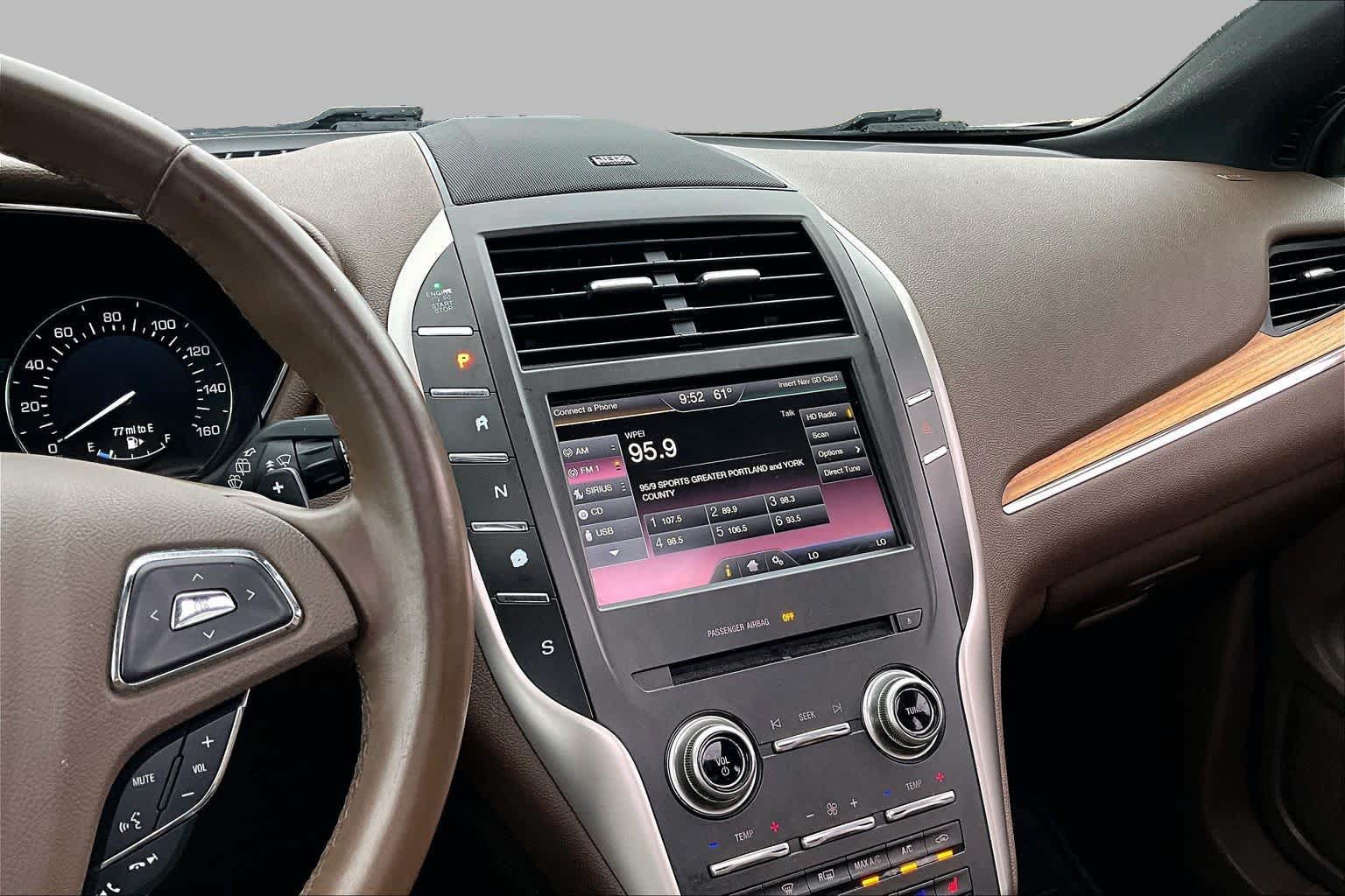 Used 2015 Lincoln MKC FWD w/ Equipment Group 102A Reserve image 7