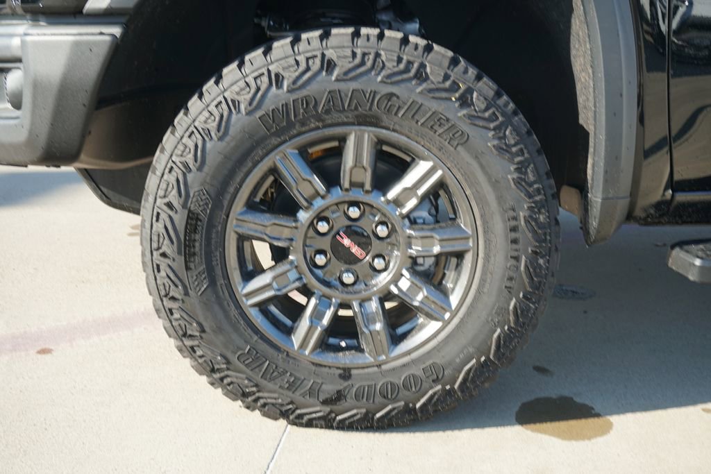 New 2026 GMC Sierra 1500 AT4X image 17