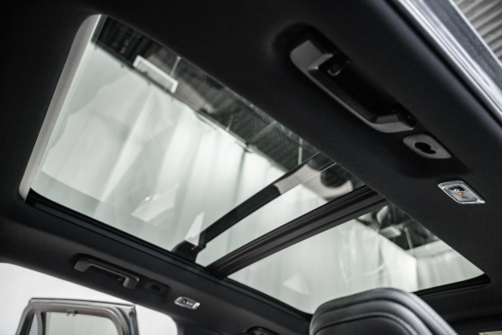 Used 2019 Volvo XC90 T5 R-Design w/ Protection Package Premier image 37