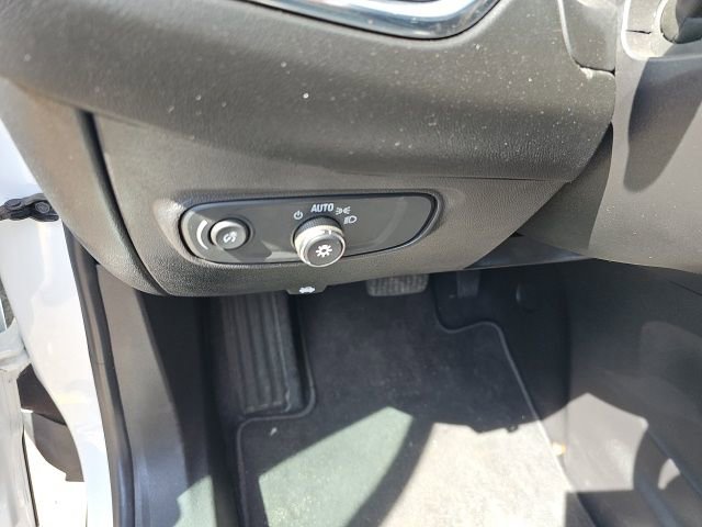 Certified 2024 Chevrolet Equinox LS w/ LS Convenience Package image 16