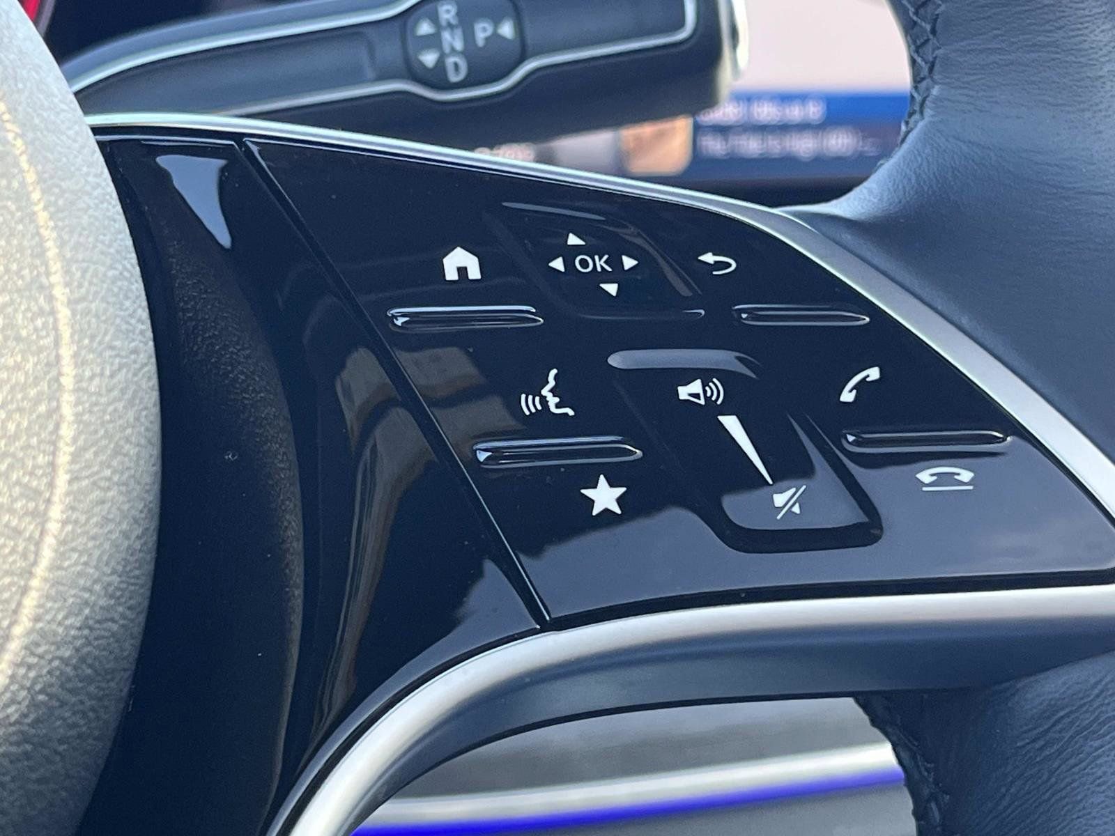 Used 2025 Mercedes-Benz GLE 350 4MATIC image 27