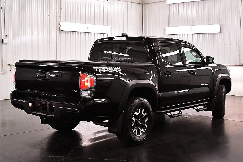 Used 2023 Toyota Tacoma TRD Off-Road w/ Advanced Technology Package AWD/4WD image 7