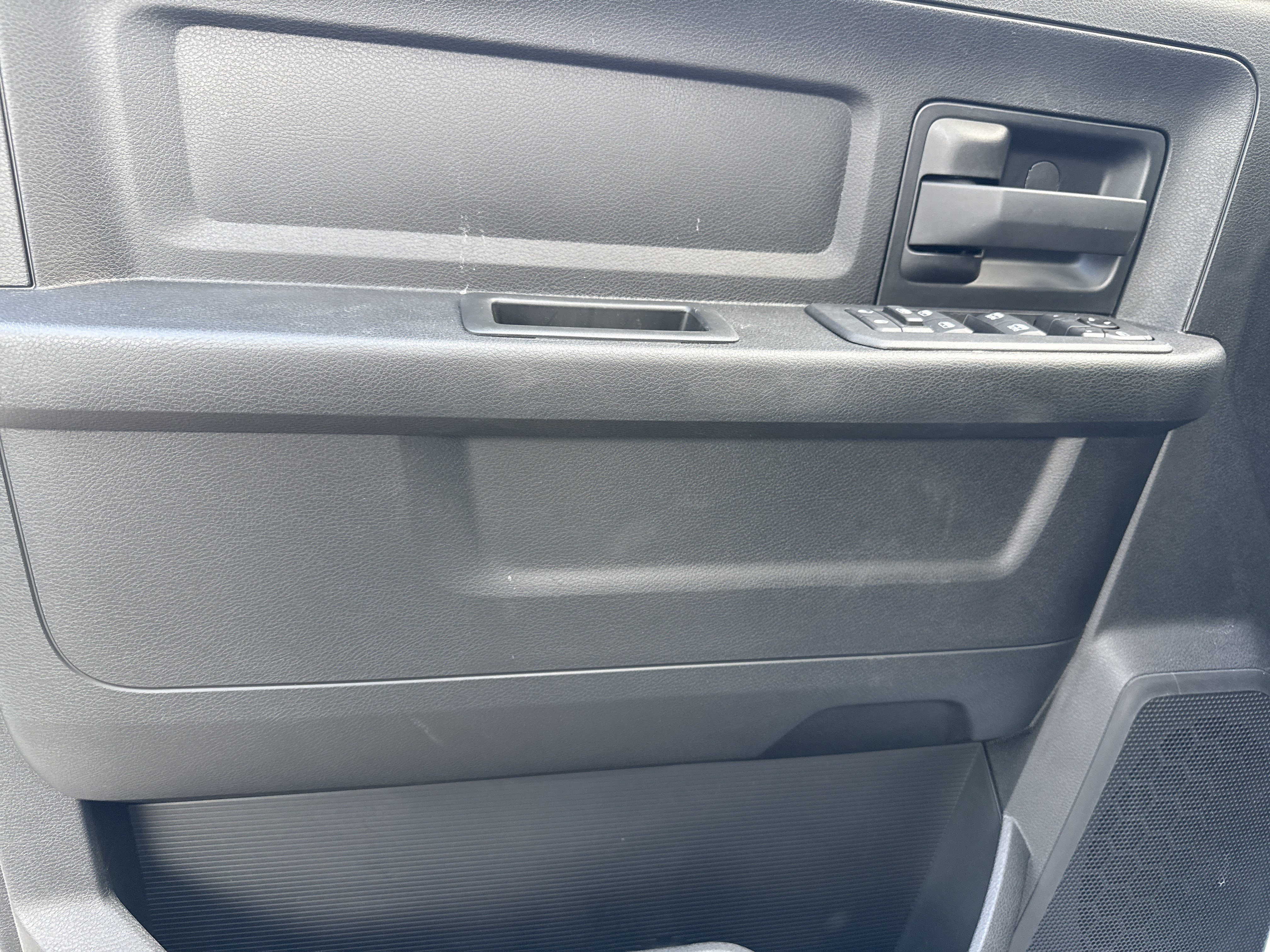 New 2026 RAM 3500 Tradesman AWD/4WD image 10