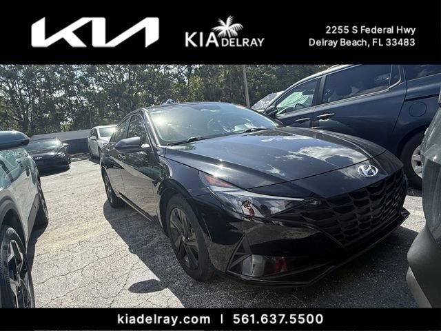 Used 2023 Hyundai Elantra SEL w/ Preferred Accessory Package image 1