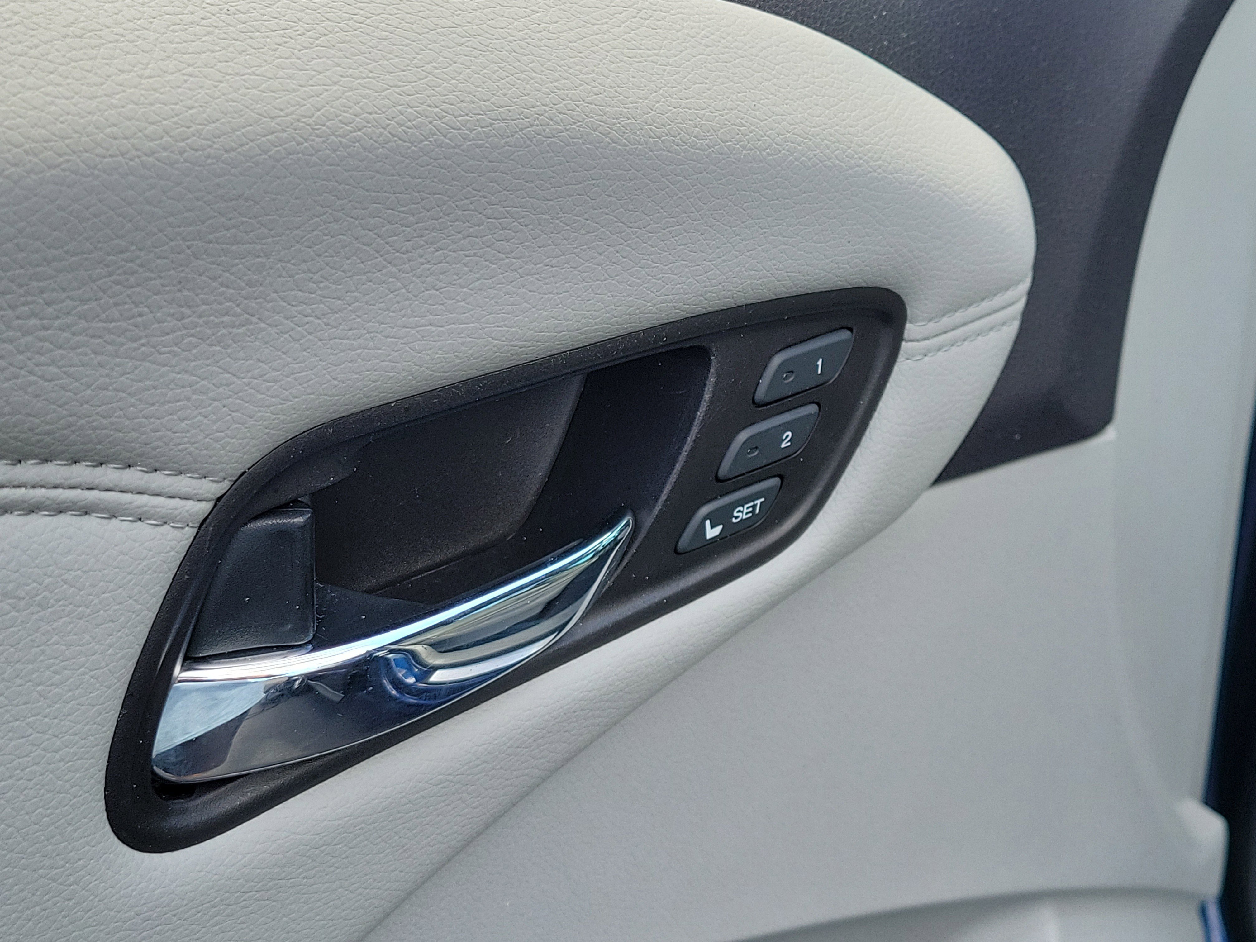 Used 2016 Acura RDX w/ Technology Package image 17