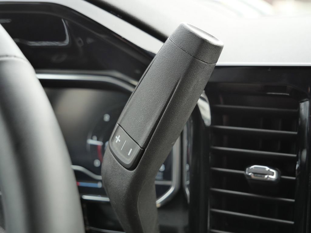 Used 2024 GMC Sierra 1500 Elevation image 43