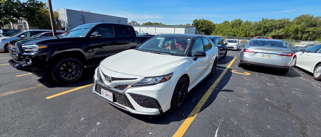 Certified 2023 Toyota Camry XSE w/ Navigation Package FWD image 3