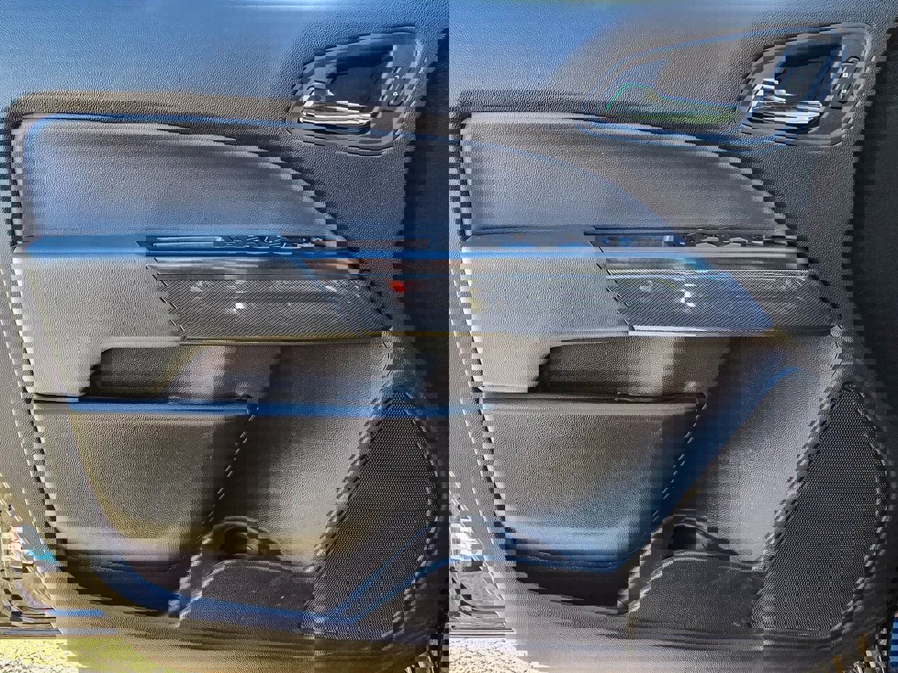 Used 2022 Chevrolet Colorado Z71 image 13