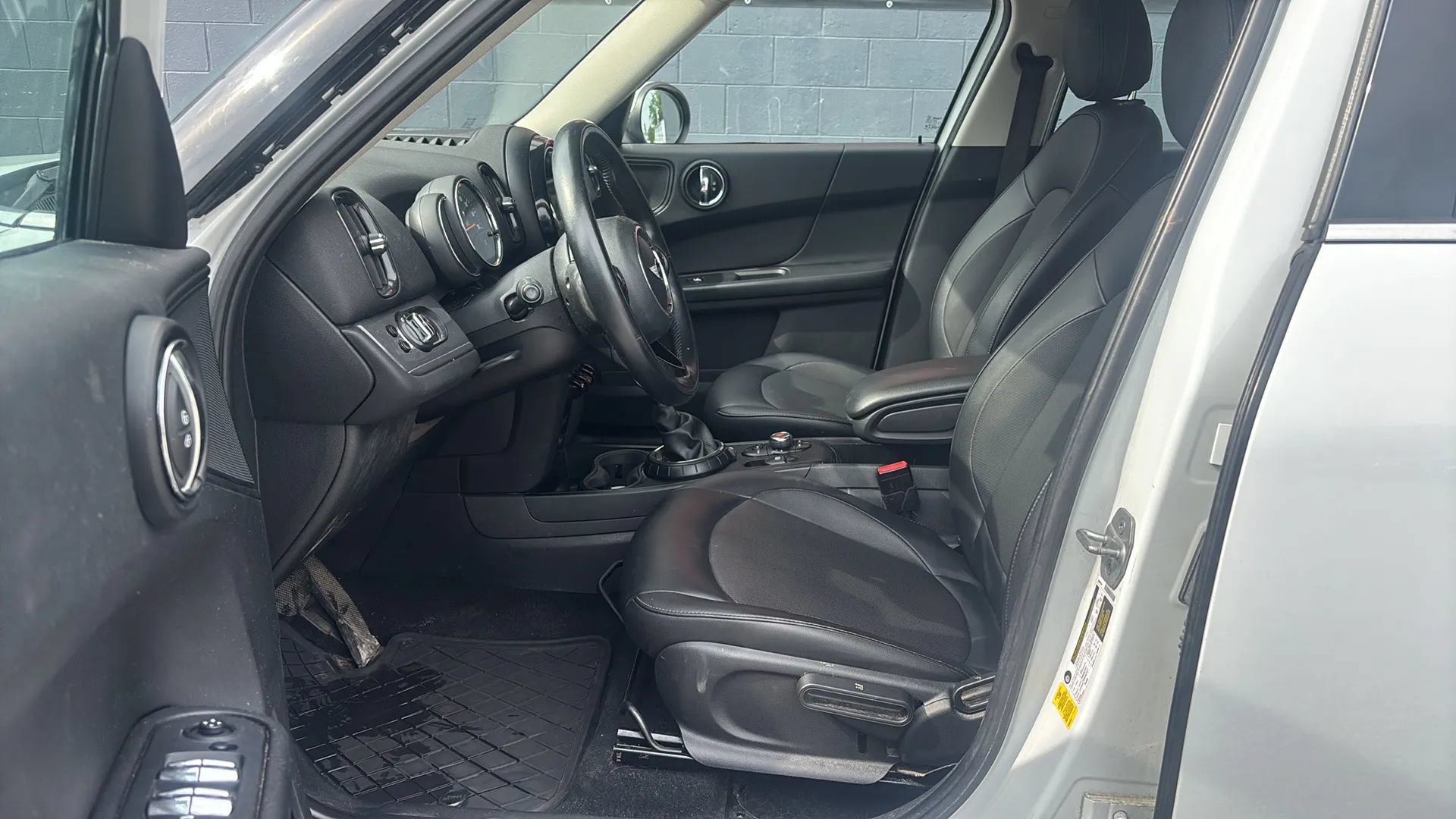 Used 2017 MINI Cooper Countryman FWD image 19