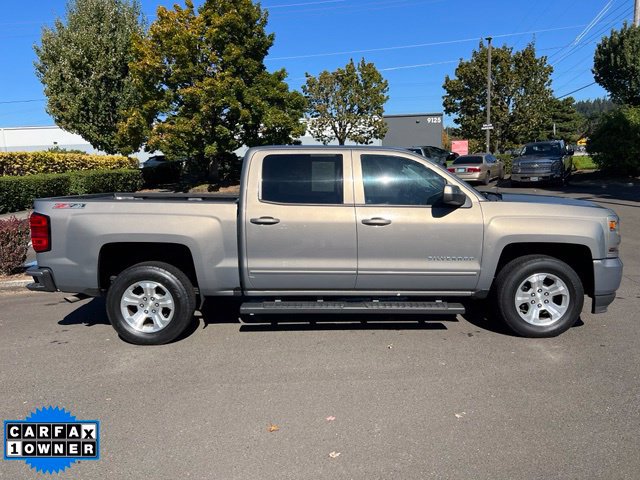 Used 2017 Chevrolet Silverado 1500 LT w/ All Star Edition AWD/4WD image 8