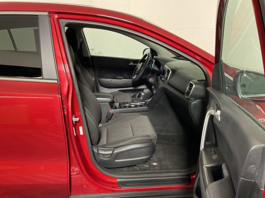 Used 2017 Kia Sportage LX AWD/4WD image 36