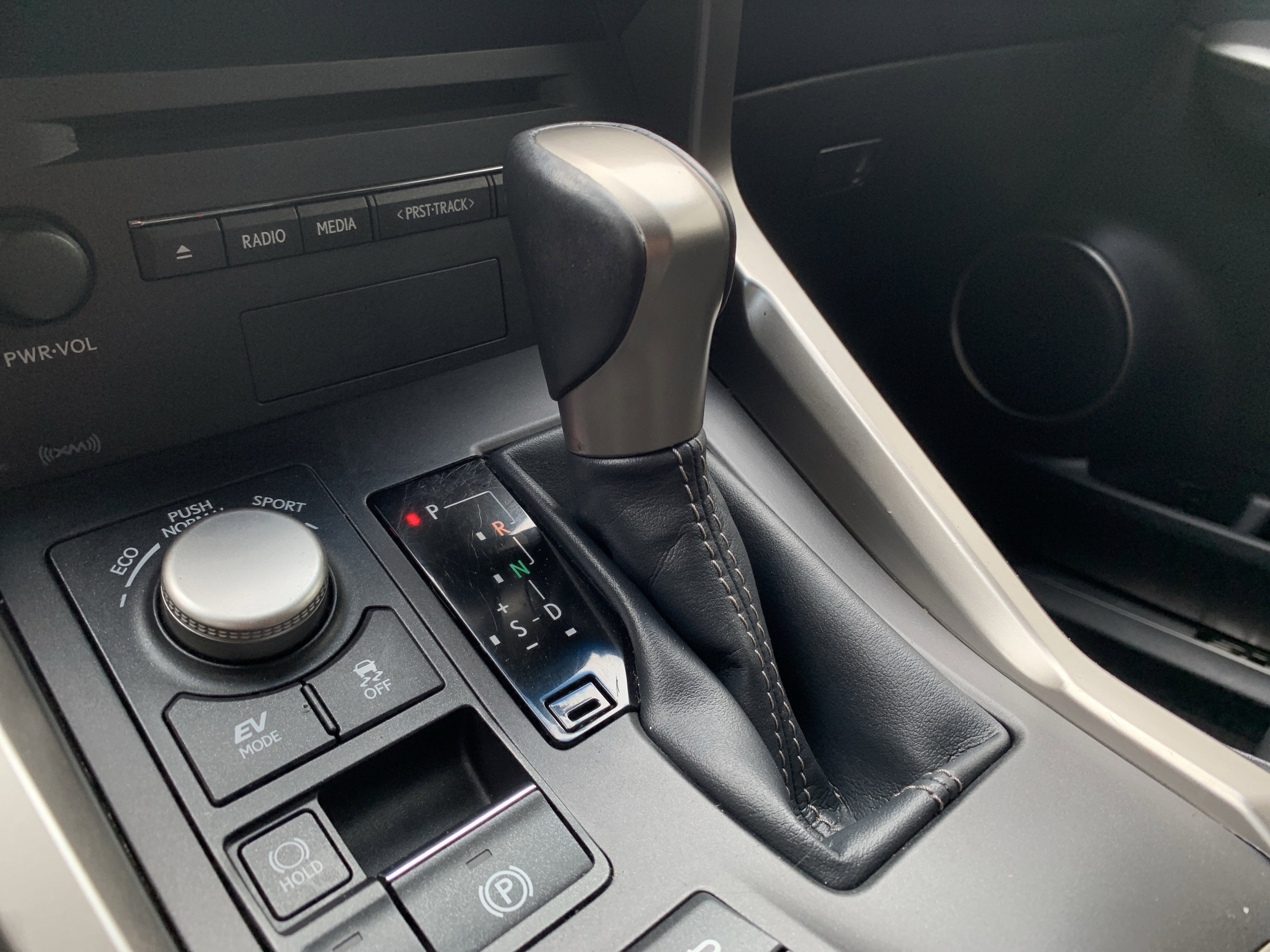 Used 2015 Lexus NX 300h FWD w/ Comfort Package image 26