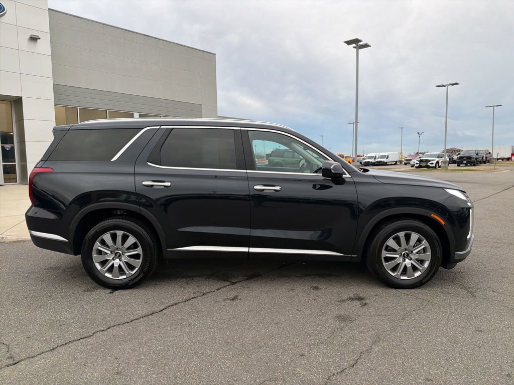 Used 2025 Hyundai Palisade SEL image 2