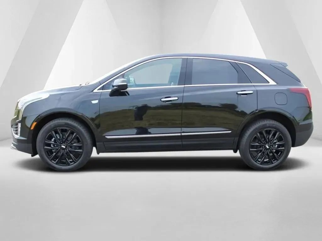 New 2025 Cadillac XT5 Premium Luxury AWD/4WD image 4