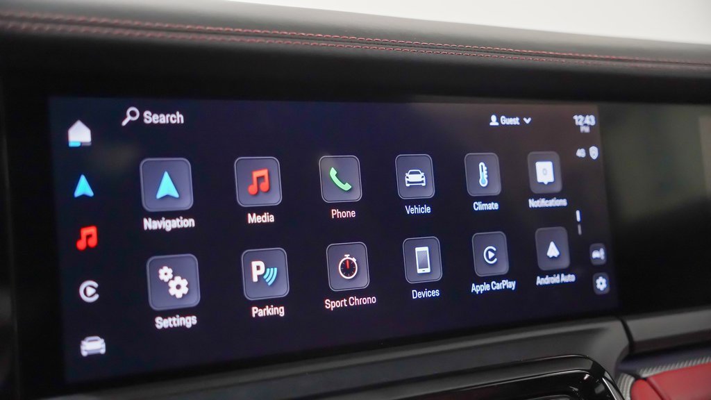 Certified 2025 Porsche Panamera 4 image 31