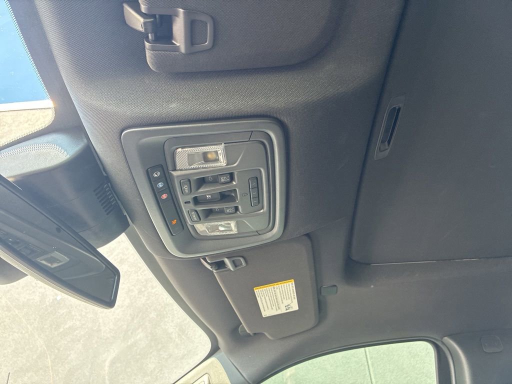 Used 2024 GMC Sierra 1500 AT4 w/ AT4 Premium Package image 22