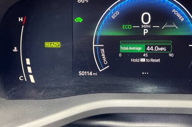 Used 2025 Toyota Camry LE FWD image 33