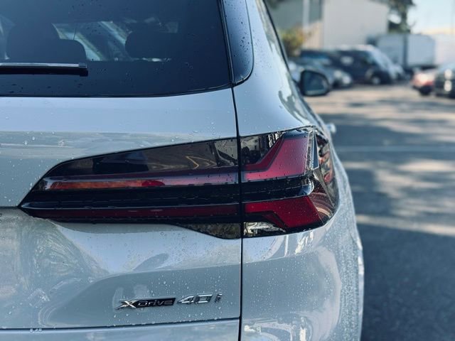 New 2026 BMW X5 xDrive40i w/ M Sport Package image 9