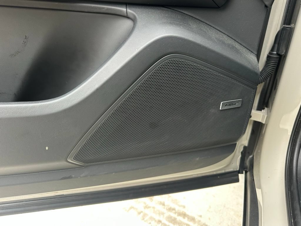 Certified 2025 Porsche Cayenne E-Hybrid AWD/4WD image 22