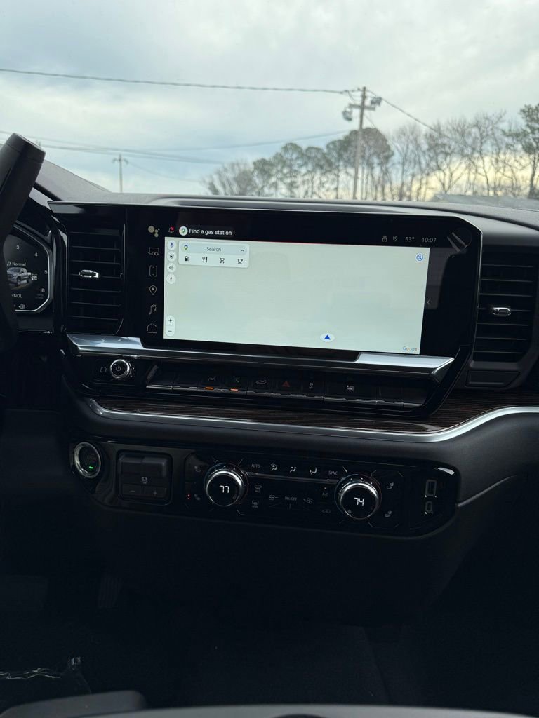 New 2026 GMC Sierra 1500 Elevation image 13