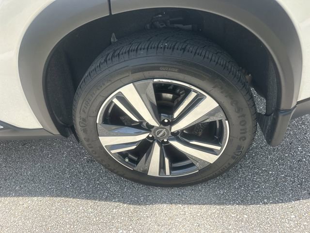 Certified 2023 Nissan Rogue SL FWD image 14