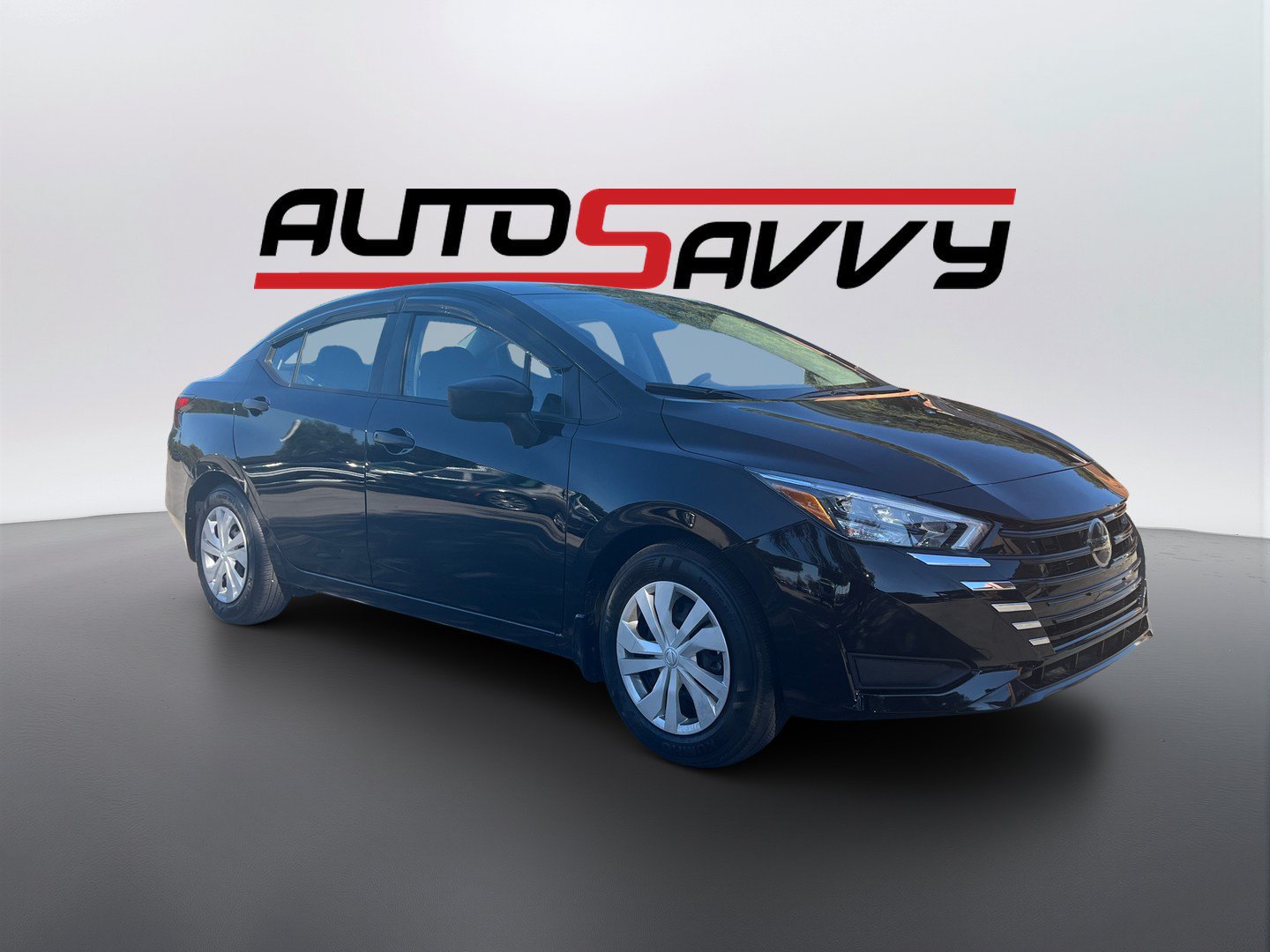 Used 2025 Nissan Versa S w/ Trunk Package FWD image 3