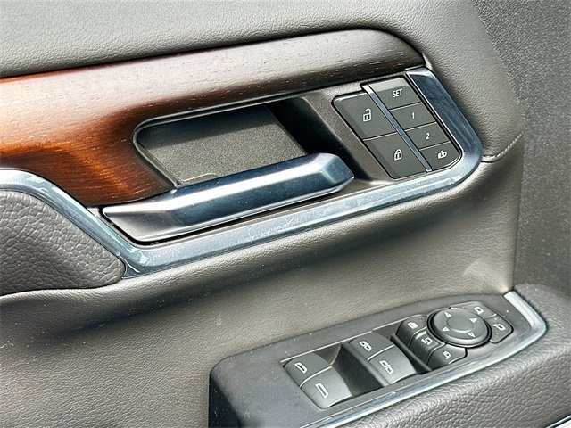 Used 2024 GMC Sierra 2500 Denali w/ Denali Reserve Package image 18