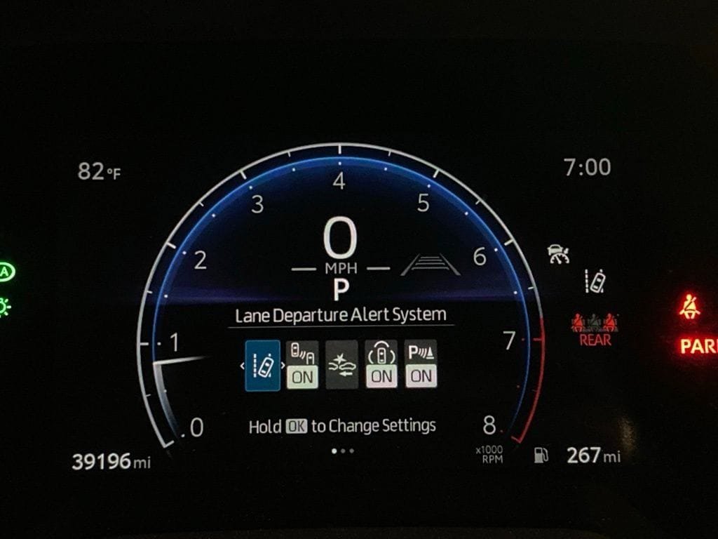 Certified 2024 Toyota Corolla Cross XLE w/ Convenience Package FWD image 17