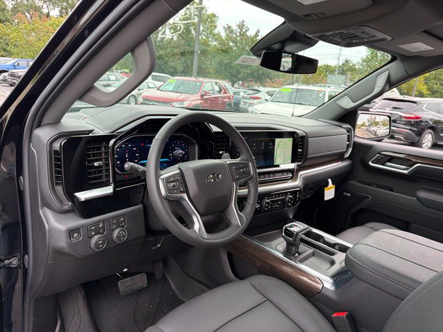 New 2026 Chevrolet Silverado 1500 RST w/ RST All Star Premium Package AWD/4WD image 14