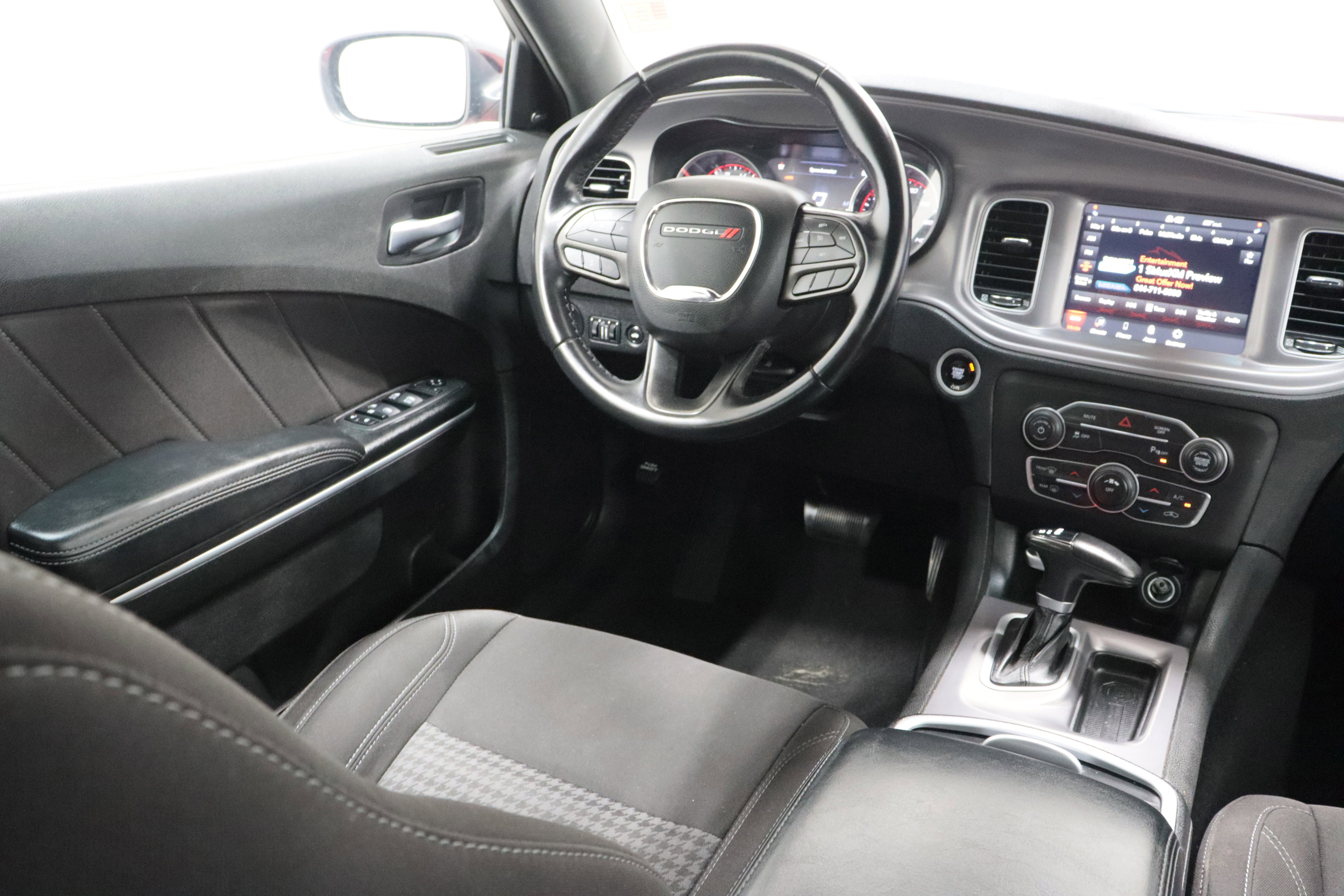 Used 2023 Dodge Charger SXT image 30