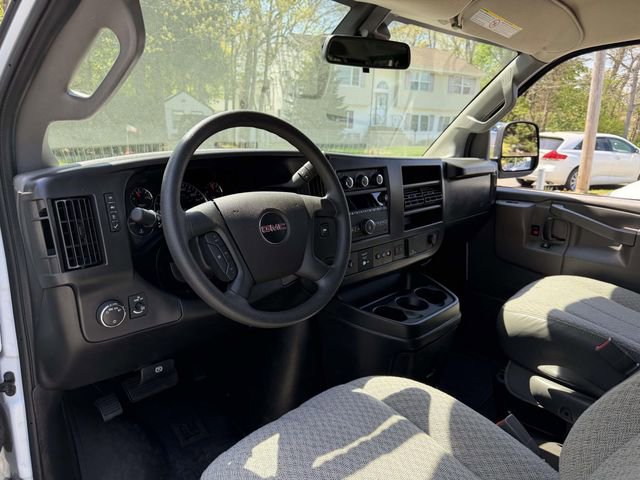 Used 2025 GMC Savana 3500 LT w/ LT Preferred Equipment Group RWD image 24