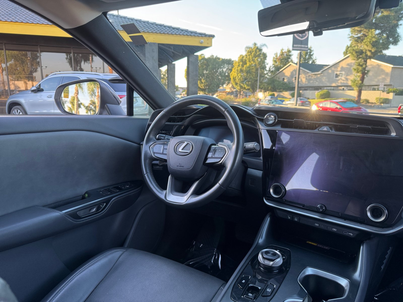 Used 2023 Lexus RZ 450e Premium w/ Technology Package AWD/4WD image 23