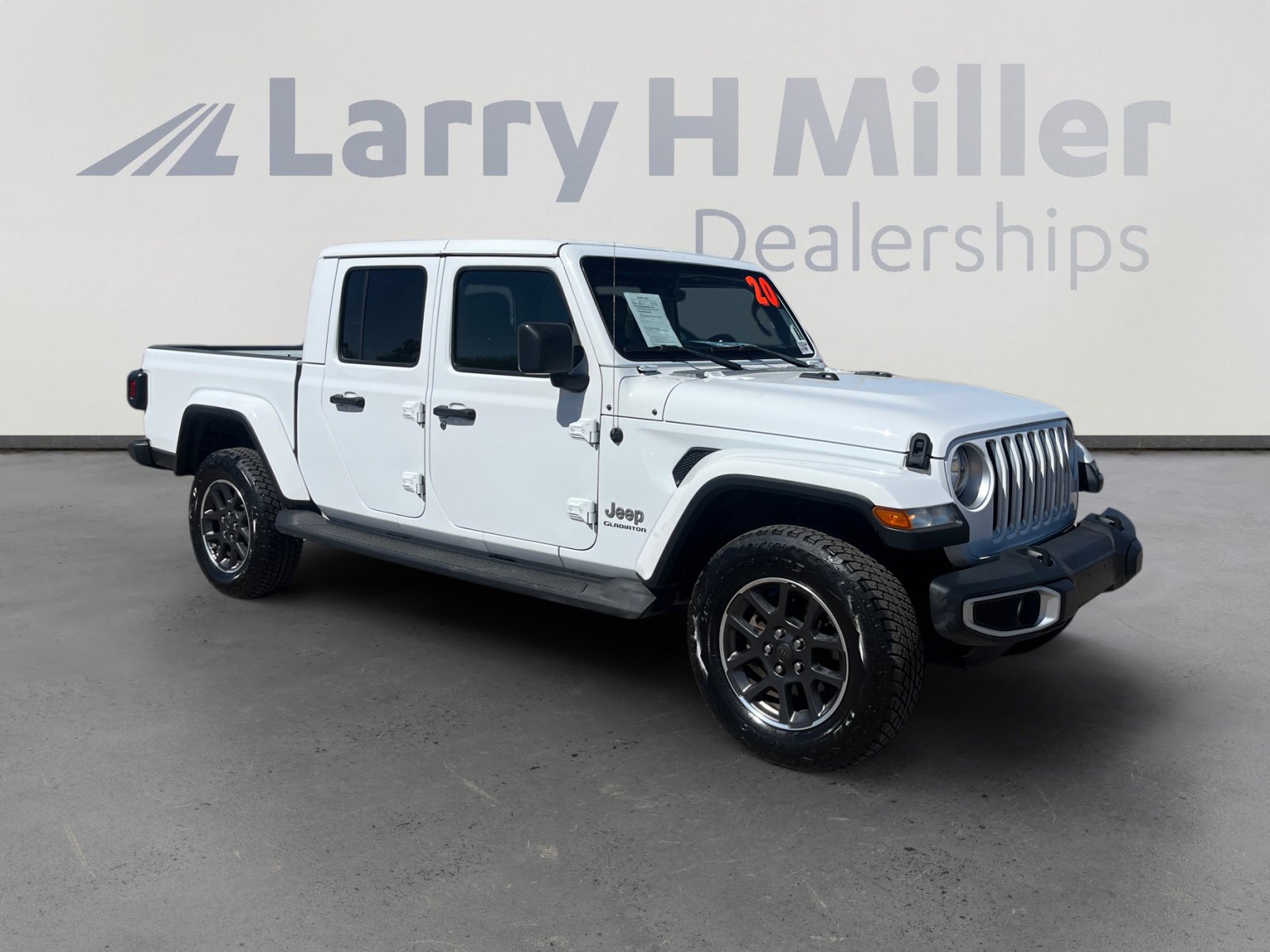 Used 2020 Jeep Gladiator Overland AWD/4WD image 7